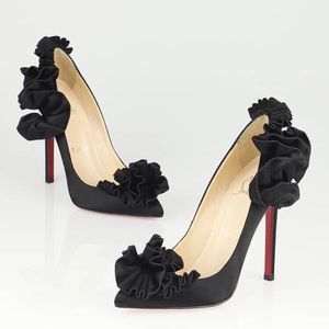 Authentic Christian Louboutin Veneneuse Pumps